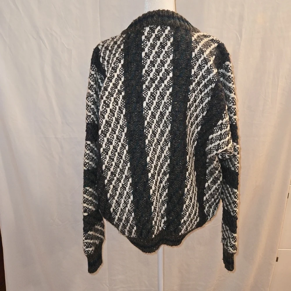 Vintage Wooly-Wooly Mens Wool Crewneck Long Sleeve Striped Sweater Size Large